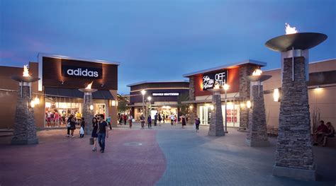 adidas pflegeset herren|Adidas Outlet store in Phoenix Premium Outlets (Arizona).